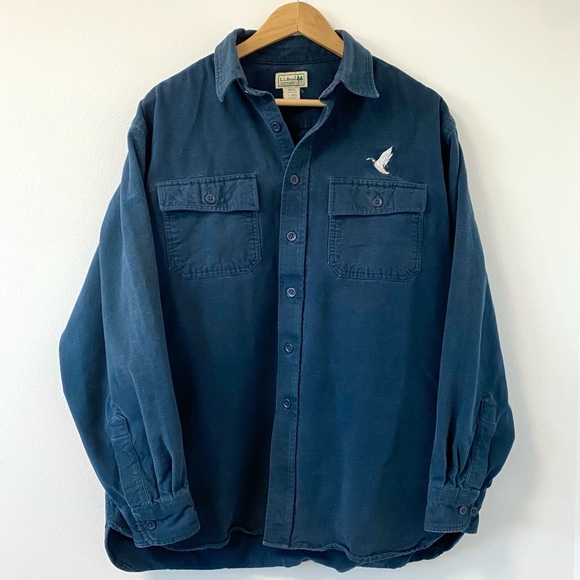 Vintage L.L. Bean Chamois Shirt Embroidered Duck Pockets Flannel Navy Blue Large - Picture 2 of 6